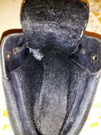 Замшевые зимние ботинки в отличном состоянии,практически новые обуты 2 раза не п. . фото 4