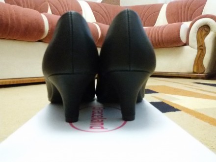 Женские туфли Немецкой фирмы Graceland.   
Размер: 36, стелька 23см, высота шпи. . фото 4