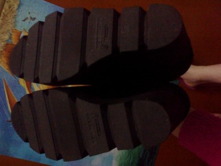 Новые ботинки на платформе, 37р. , очень аккуратно смотрятся на ножке, оригиналь. . фото 4