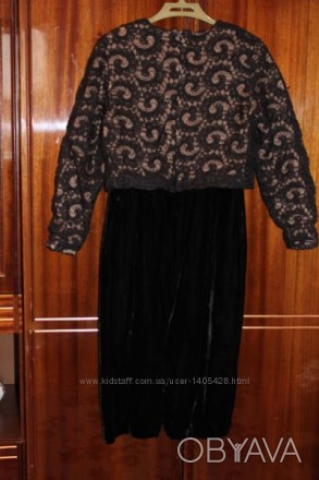 Женское черное платье. Размер М (44), Длина до колен. Материал шерсть и полиэсте. . фото 1