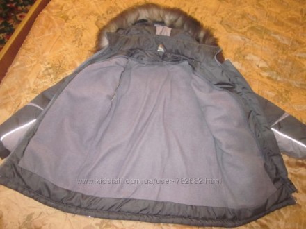 Продам зимнюю куртку в идеальном состоянии, Цвет серый. Рукав резинка, капюшон о. . фото 4