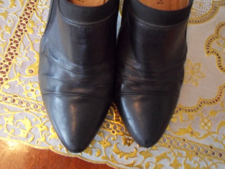 Черные женские ботиночки-туфли, натуральная кожа.
Стелька - 24,5 см.
Высота ка. . фото 5