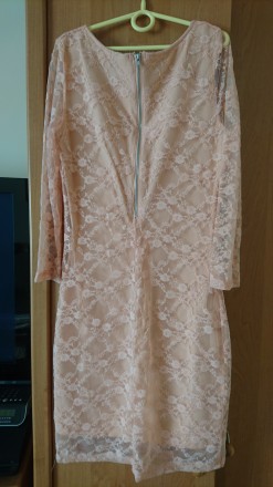 Продам плаття у відмінному стані персикового кольору.розмір 36. . фото 3
