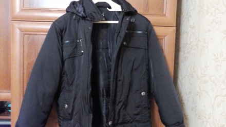 Куртка зимняя черного цвета на мальчика,длина по спине 62 см,рукав от плеча 58 с. . фото 4