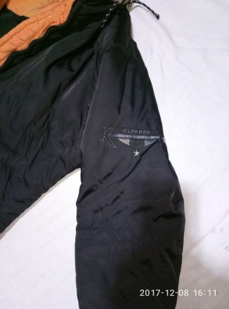 Трекинговая куртка KLEPPER sportwear /с ярко оранжевыми вставками/капюшон в воро. . фото 4
