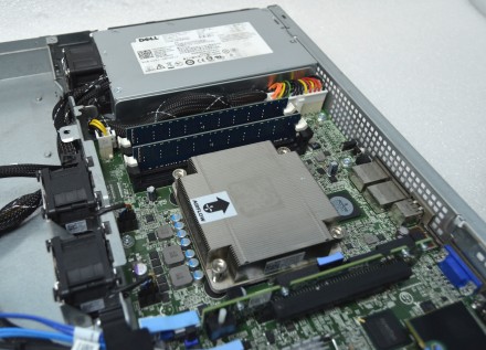 Dell POWEREDGE R210 II Xeon E3-1220
3.1Ghz DDR III 8Gb iDrac Enterprise

Проц. . фото 8