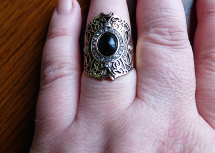 продаю винтажное кольцо под бронзу(под серебро кольцо уже продано ) ,в середине . . фото 8