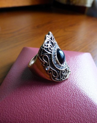продаю винтажное кольцо под бронзу(под серебро кольцо уже продано ) ,в середине . . фото 6