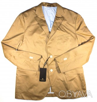 Размер 50 
Описание:   
Бежевый мужской пиджак с белыми пуговицами. 
Замеры: . . фото 1