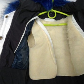 Зимний комплект, комбез и куртка парка с съёмной жилеткой на искусственной овчин. . фото 9