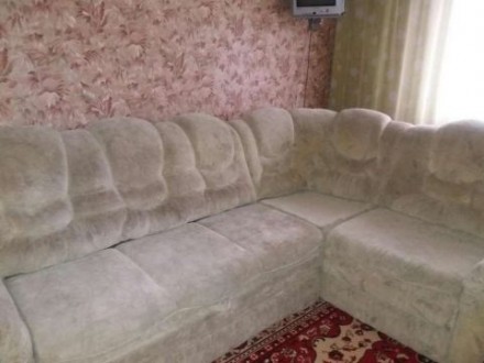 Угловой диван в хорошем состоянии,пружины новые.угол ставится с любой стороны.ес. . фото 3