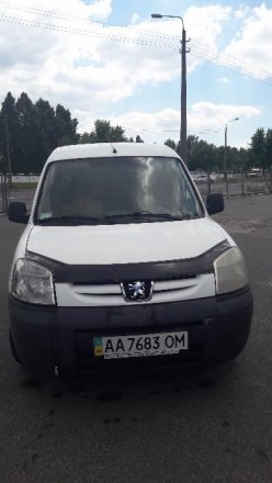 Авто покупалось в сентябре 2011года у оффициального представителя Пежо в Киеве -. . фото 2