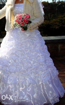 Свадебное платье 44-46 размер,на высокую девушку,не венчаное,одето один раз!. . фото 2