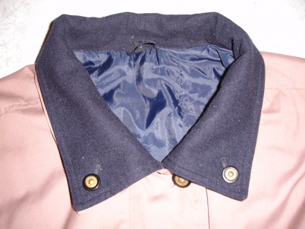 Куртка вітчизняного 52 р. (EU 46), в фіолетових тонах з синім декором коміра та . . фото 7