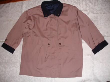 Куртка вітчизняного 52 р. (EU 46), в фіолетових тонах з синім декором коміра та . . фото 2