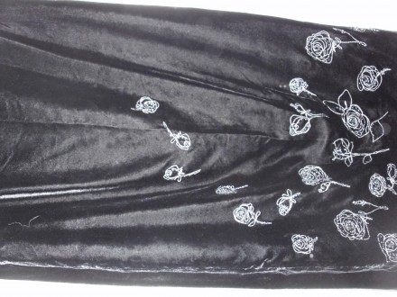 Бархатная нарядная юбка LAURA ASHLEY с вышивкой бисером, на подкладке. Сзади на . . фото 3