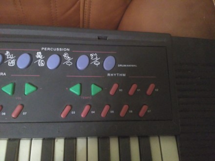 Детское електроное пианино, так же можна вставлять батарейки, отличное состояние. . фото 10