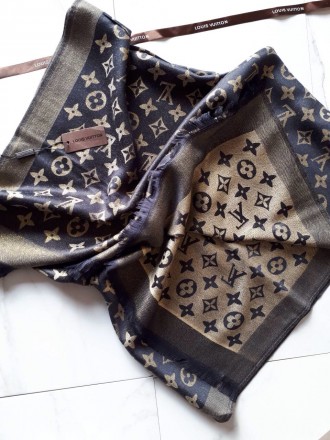 Красивые двухсторонние шарфики LV. 
Насыщенные цвета, качественная копия извест. . фото 4