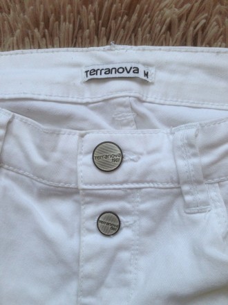 Продам белые штаны фирма Terranova в идеальном состоянии . Без пятен!Надевала од. . фото 4
