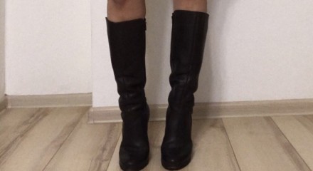 Зимние кожаные сапоги 38-го размера, 24,5 см по стельке, темно-коричневого цвета. . фото 6