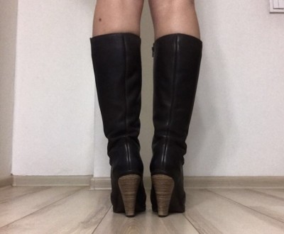 Зимние кожаные сапоги 38-го размера, 24,5 см по стельке, темно-коричневого цвета. . фото 4