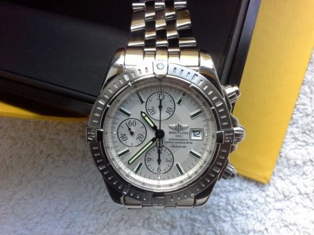 Продам оригинальные мужские часы фирмы Breitling, модель Chronomat Evolution B13. . фото 5