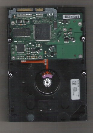 Продам  жёсткий  диск MAXTOR 3,5”SATA 320 гб, б/у. 6735 включений, 8555 часов ра. . фото 3
