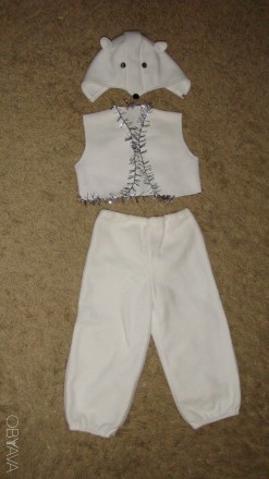 продам флисовый карнавальный костюм умка для мальчика 4\5 лет белоснежный один р. . фото 2