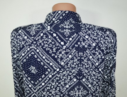 Укороченная блуза, рубашка в оригинальный принт H&M в идеальном состоянии. Ткань. . фото 4