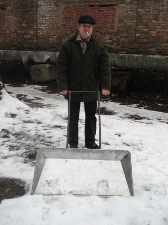 Лопата для снега широкая, двуручная,
ширина - 1 метр. . фото 3