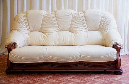 Предлагаю услуги перетяжки и ремонта абсолютно любых предметов интерьера : диван. . фото 2