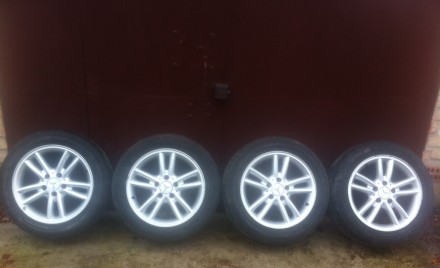 Оригинальные легкосплавные диски Mercedes: радиус 16, ширина 7J, сверловка 5х112. . фото 2