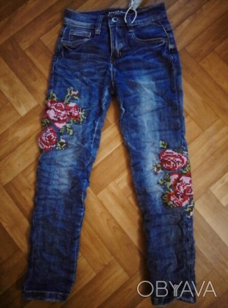 Джинсовые брюки для девочек  на 6-8 лет. Производство Венгрия. . фото 1