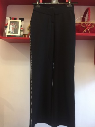 Продам женский брючный костюм AXARA, размер S, жакет и брюки-бедровки, в идеальн. . фото 3