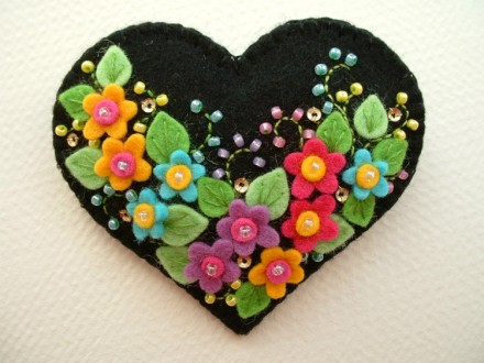 Валентинки - сердечки с вышивкой бисером ручной работы. 
Могут быть выполнены в. . фото 4