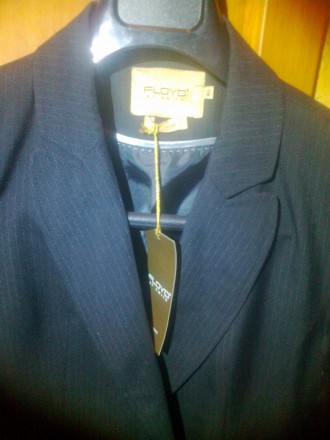 Черный пиджак вертикальную полоску (мелкую), стильный и деловой, состав ткани по. . фото 3