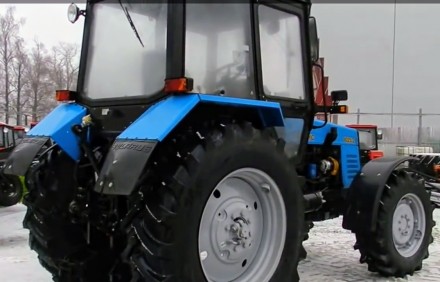 Новый трактор МТЗ-1025.2 2015г.в., 107л.с.

МТЗ-1025 агрегируется с механизмам. . фото 4
