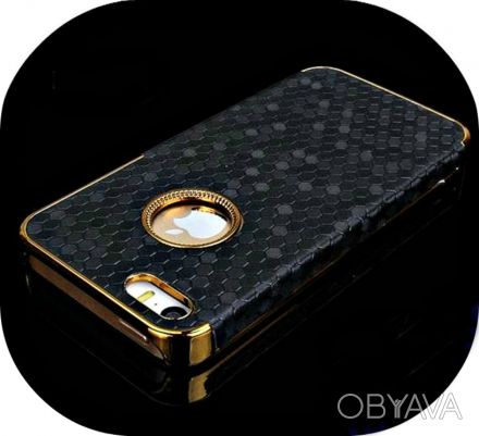Роскошный кожаный хромированный чехол для iPhone 5 5S с золотым контуром
Есть м. . фото 1