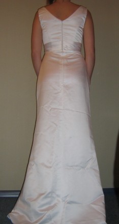 Продам свадебное платье, верх - плотный атлас, подкладка, размер 36-38
платье н. . фото 6