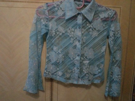 Блузка гипюровая с блестками, голубая.очень красивая. . фото 3