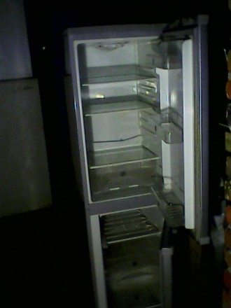 Всегда в продаже холодильники б.у. Большой выбор. Гарантия. Цена от 1200-4000 ты. . фото 2