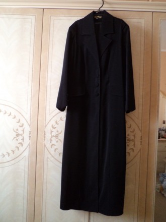 Пальто черное 48-50раз. длинное. легкое в хорошем состоянии.. . фото 3