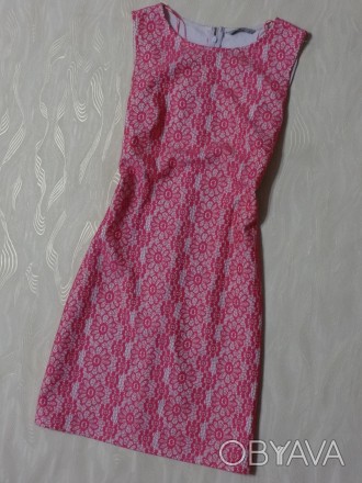 Ажурное розовое платье TU (Турция) , состояние новое. Ткань средней плотности, с. . фото 1