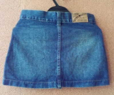 Юбка джинсовая, б/у, размер 40-42, с низкой посадкой, состояние отличное. Цвет, . . фото 4