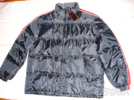 Куртка XXL (56-58 р.), нова, темно-синя з поздовжніми темно-червоними лампасами . . фото 1