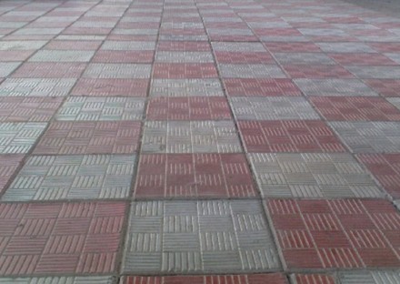 Тротуарная плитка (брусчатка) производится двумя методами:

вибропрессования —. . фото 5