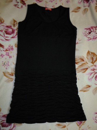 Черное платье мини, длина от плечевого шва 78 см. Ширина 42 см. Низ присобран. С. . фото 2