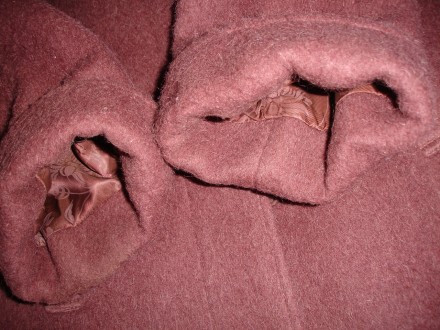 Пальто 46 р., жіноче, шерстяне, однотонне, демісезонне. 
В спокійно-фіолетовому. . фото 13