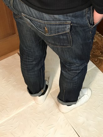 Мужские джинсы 
Straight Seventy two Denim
Обхват пояса: 105 см
Обхват бёдер:. . фото 5