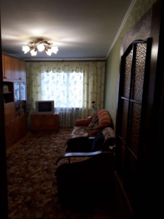 Квартира находится по улице Прилуцкой, не угловая в средине дома,теплая,с нормал. . фото 3